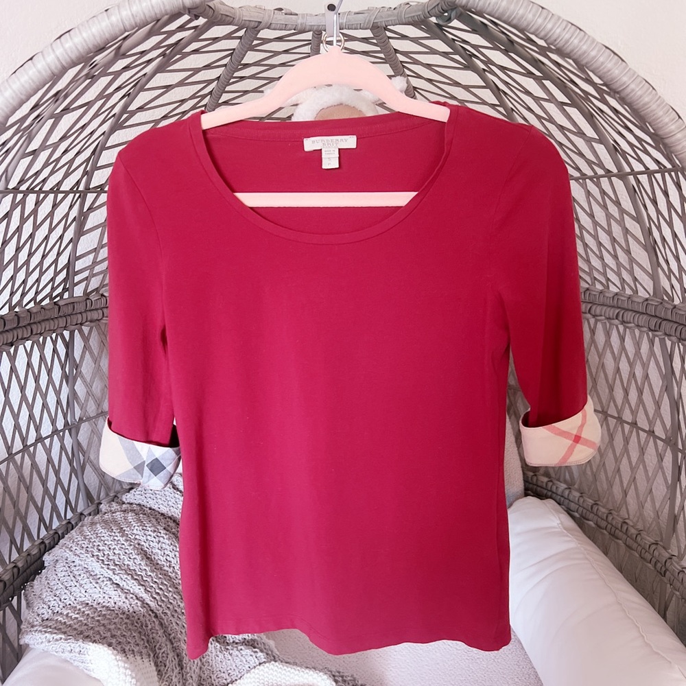 Authentic Burberry 3/4 sleeve Tee lacquer red color - Small